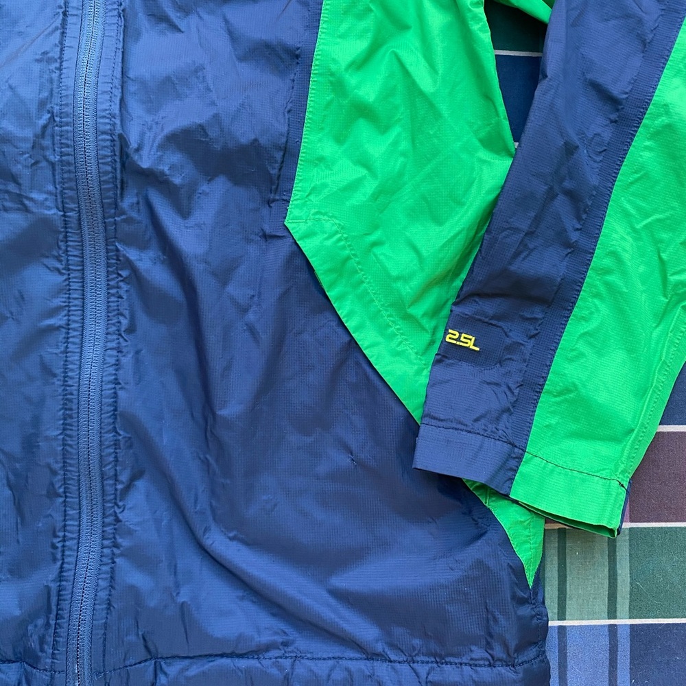 North face hyvent 2.5L - Picture 2 of 8